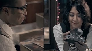 Vidi Aldiano amp Sherina Munaf  Apakah Ku Jatuh Cinta Official Video Clip [upl. by Herod]