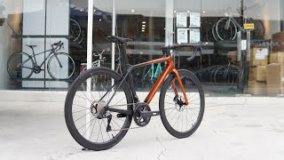 Giant TCR Advanced Pro 0 2022 Di2 Disc [upl. by Solokin]