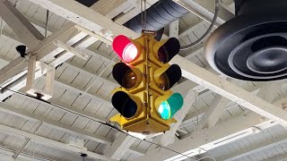 Crouse Hinds TypeM 4way Traffic Light [upl. by Tommi]