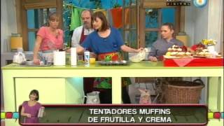 Muffins de frutillas con crema [upl. by Torey]