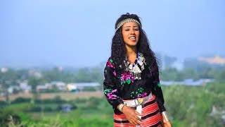 Ketii Aschalew Bareedakoo  New Ethiopian Oromo Music 2018Official Video [upl. by Waters122]