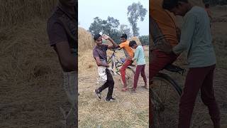 Daru pi ke pagla la la dance song music shortvideo newbhojpurisongmilanaasmanmehoi bhojpuri [upl. by Notlrahc602]