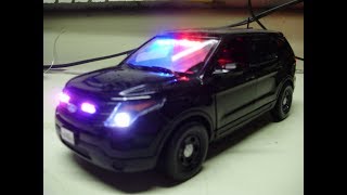 Masons custom 124 Ford Interceptor Utility police diecast model with working lights and siren [upl. by Orv]