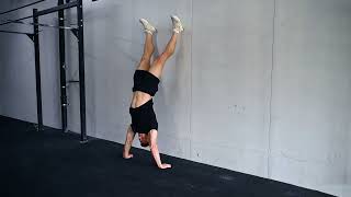 Handstand Ipsilateral Shoulder Tap [upl. by Helmut]