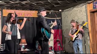 Live at giddy ups Markus Daniels cover “Alabama” by cross Canadian ragweed [upl. by Treblig]