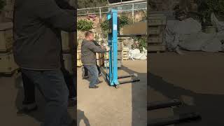 A forklift that is very convenient to use tools craft [upl. by Willett]