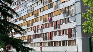 Les banlieues reflets des inégalités en France [upl. by Ayekehs]