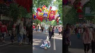 Balonyoutubeshorts balon balonkarakter carfreeday [upl. by Toft]