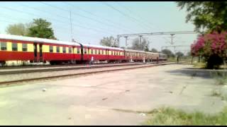 1400hp x 2  Jalandhar City  Jaijon Doaba DEMUs grand entry at Chiheru [upl. by Sweeney]