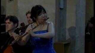 Vivaldi Flute Concerto il gardellino flute Atsuko Koga CondMichael Schneider Magdeburgischekammerphilharmonie 1mov [upl. by Chilt530]