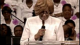 What is it That Keeps You Coming Back for More  Dorinda Clark Cole Part 3 [upl. by Nairolf45]