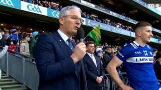 BRAVE MAN JARLATH BURNS SPEAKS BEAUTIFUL IRISH TO CROWD WHO CHOOSE 2 SPEAK BRITANNIAS ENGLISH DAILY [upl. by Nirraj]