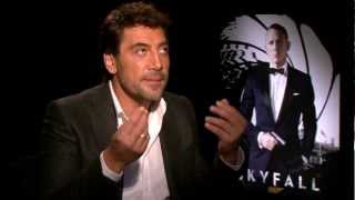 Javier Barden habla sobre SKYFALL en entrevista con Alex Medela [upl. by Nedyah]