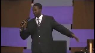 Prophet E Makandiwa Prophecy of a Small Ants  Maybe Chamisa [upl. by Bert]