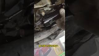 丰田汉兰达右转弯亮机油灯机油灯亮 The engine oil light turns on when Toyota Highlander turns right [upl. by Eadahs]