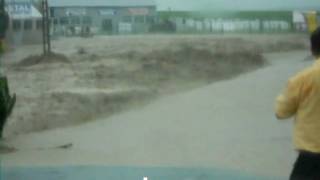 Inundatie Patrauti 28 iunie 2010 judetul Suceava wwwLpro video HD [upl. by Adriane406]