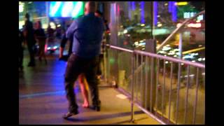 How to carry a Drunk Girl in Las Vegas [upl. by Boarer]