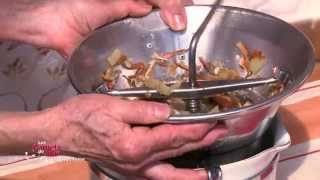 Recette  bisque de crabes mous  Les carnets de Julie [upl. by Tolley798]