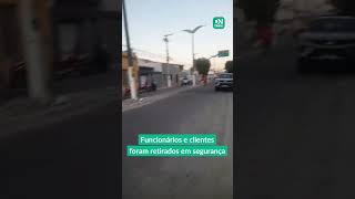 Supermercado em Pacatuba na Grande Fortaleza é interditado por risco de desabamento [upl. by Ariaj]