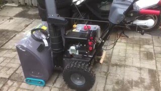 2012 Yard Machines MTD 4 stroke 21 inch snowblower [upl. by Waldner]