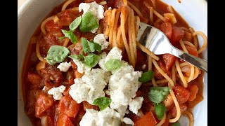 quotHeerlijk Pasta met Kipgehakt in Zelfgemaakte Tomatensaus  Recept en Kooktipsquot [upl. by Tadd]