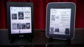 Prizefight  Kindle Paperwhite vs Nook Simple Touch with GlowLight [upl. by Nohshan958]