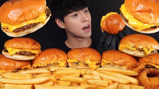 꾸덕한 리얼치즈버거 감자튀김 어니언링 먹방 CHEESEBURGER amp FRENCH FRIES amp ONION RINGS MUKBANG ASMR EATING SOUNDS [upl. by Janicki]