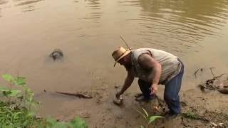 Fishing the Symmes Creek [upl. by Proudfoot411]