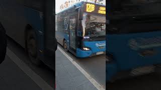 Autobuzul VDL Citea pe linia 120B [upl. by Nylimaj]