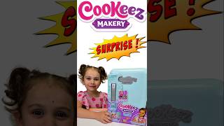 COOKEEZ MAKERY SURPRISE SQUISHY TOY shorts Unboxing Kids [upl. by Ardin930]