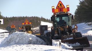 Volvo L90F  Veekmas F2428  L60H  Cutting snowbanks at Route E4 [upl. by Gwenora]