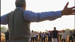 Taiji Qigong Shibashi  Section 3  Simon Blow Qigong  Art of Life [upl. by Bendite]