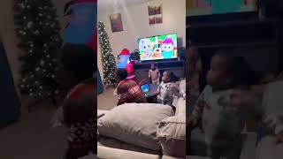 Poor Iris threw herself to get away grinch grinchmas prank grinchtiktok kidsoftiktok toofu [upl. by Jessica]