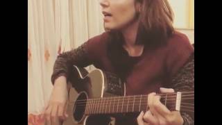 Hadiqa kiani singing song udaari [upl. by Hild]