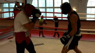 Sparring med Oscar Ahlin rond 2 [upl. by Omrelliug]