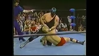 Masked Superstars vs Mike Davis GCW wrestling [upl. by Shirlie]