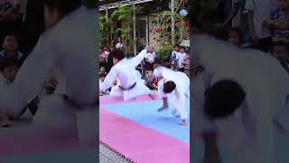 Những đòn Karate sắc nét nhất vothuat loitrankarate defence martialarts kungfu [upl. by Shawn294]