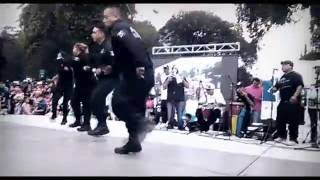 ✅​ POLICIAS BAILANDO CUMBIA COLOMBIANA [upl. by Kcirdahs]