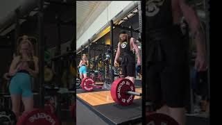 270 kg 💨 couplegoals gym powerlifting gymmotivation powerliftingworkout deadlift musicvideo [upl. by Aliza]