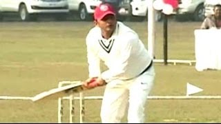 Akhilesh Yadav Man of the Match in bureaucrats vs SP ministers T20 [upl. by Erolyat]