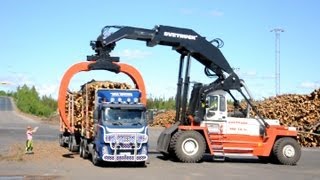 Svetruck TMF 2821 unloading Volvo FH12 6x2 Timber Truck [upl. by Esilana734]