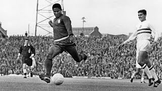 Eusébio  England 1966  9 goals [upl. by Epillihp]