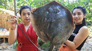 Yummy cooking stingray fish recipe  Cooking sea food [upl. by Mastic697]