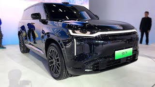 2025 GAC Trumpchi S7 FirstLook Walkaround—Guangzhou Motor Show 2024  4K [upl. by Denver680]