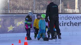 20180110 EUROTrip 201718 Zuschauer beim Training der Jüngsten des Eishockeyclubs Holzkirchen [upl. by Korfonta]