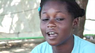 Christine une écolière haïtienne de 14 ans affronte les répercussions du tremblement de terre [upl. by Kyla]