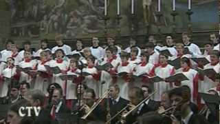 WA Mozart Cmoll Messe KV 427 Benedictus [upl. by Llertnor536]