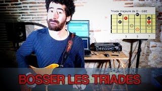 TRAVAILLER LES TRIADES À LA GUITARE [upl. by Ledarf424]