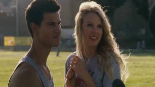 Taylor Swift and Taylor Lautner in Valentines Day Movie Kiss Scene  HD [upl. by Eimerej]