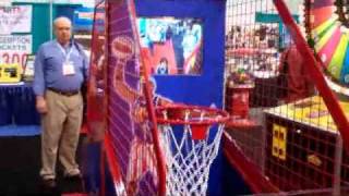 Skeeball Harlem Globtrotters Jr Basketball prototype by Birmingham Vendingflv [upl. by Orag]